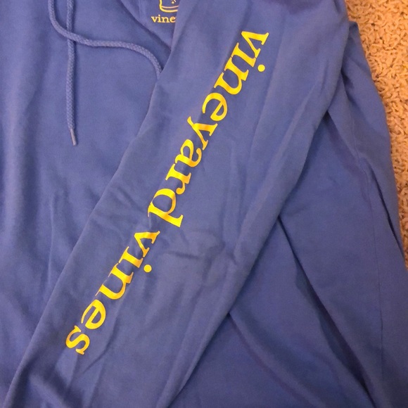 Women’s Vineyard Vines Hoodie Size M - Picture 3 of 4